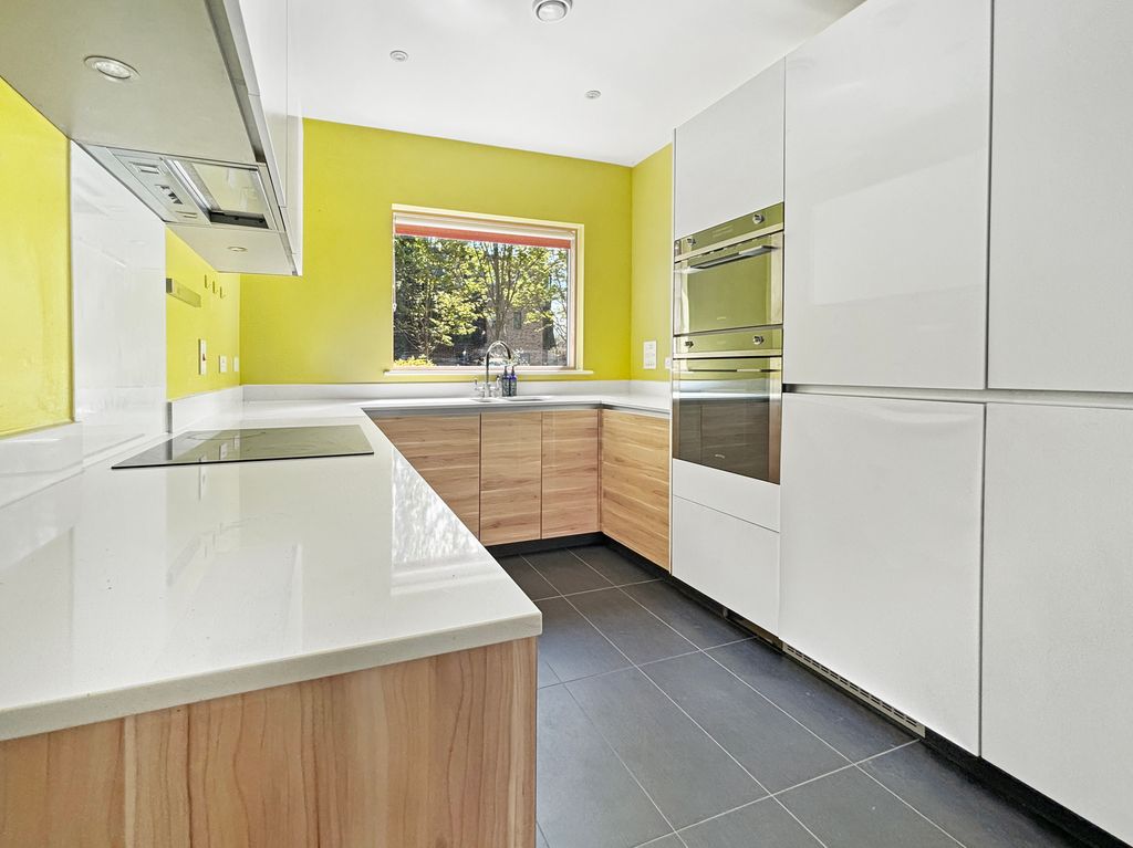 Property photo 3 of 20 0dc0E25F3Fe1F41344831c8Ad600283Bd5E982A5