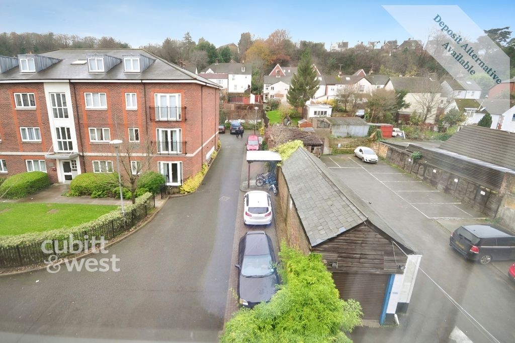 Property photo 3 of 8 Bf4F6Cfc-Fileacce...
