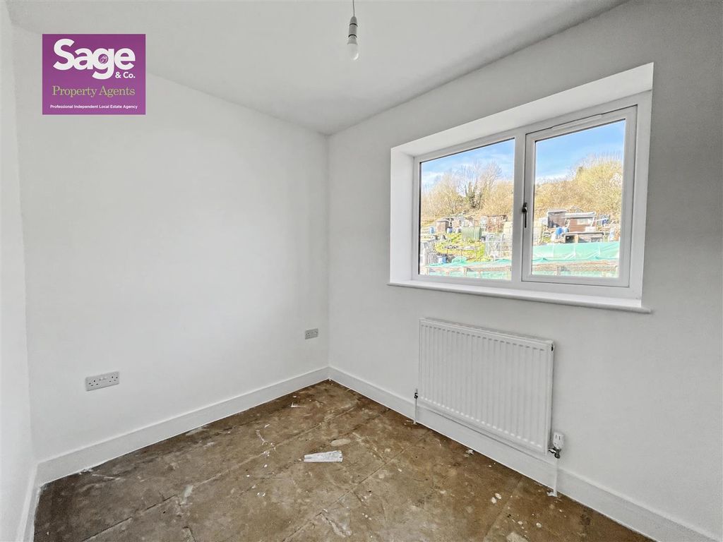 Additional image 25 of 5 bed detached house for saleCelynen Close, Newbridge NP11