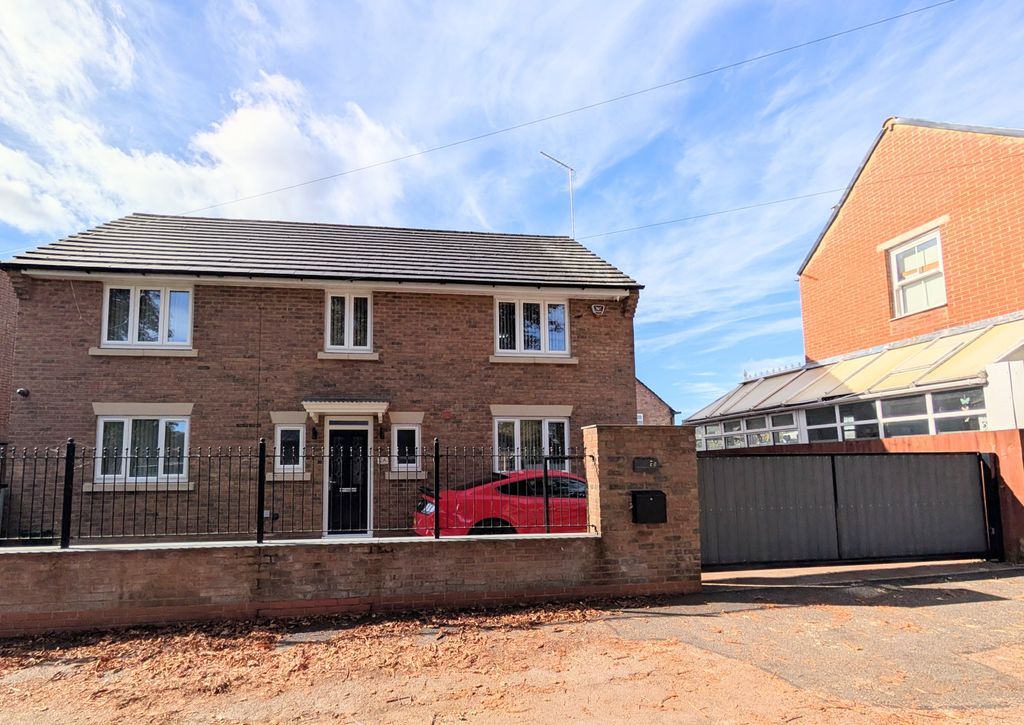 Property photo 1 of 22