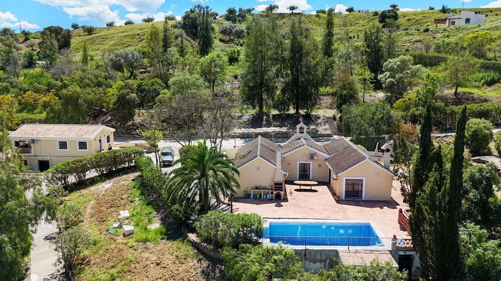 Property photo 1 of 10