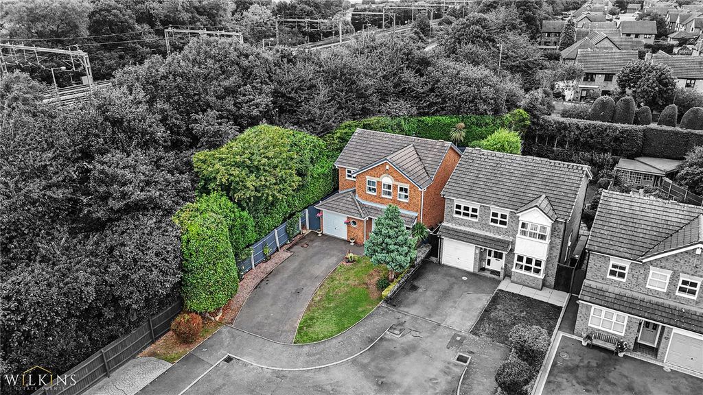 Property photo 2 of 46 Picture No. 04