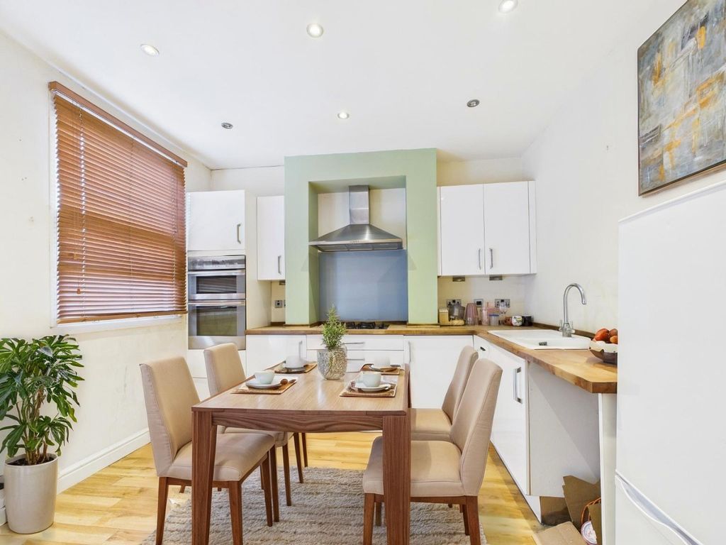 Property photo 2 of 12 4805577