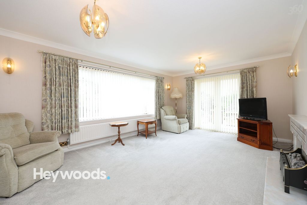 Property photo 2 of 63