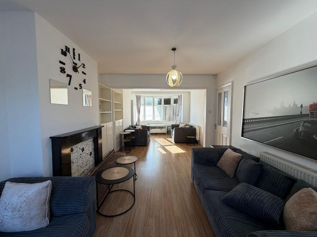 Property photo 3 of 10 Bispham 2.Jpg