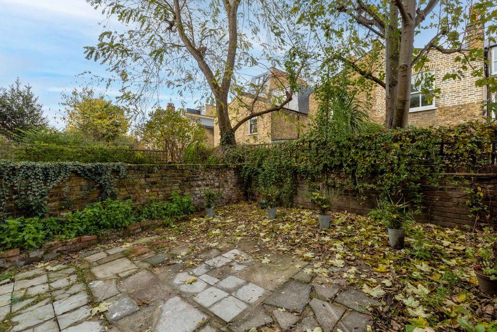 Property photo 3 of 11 Picture 3