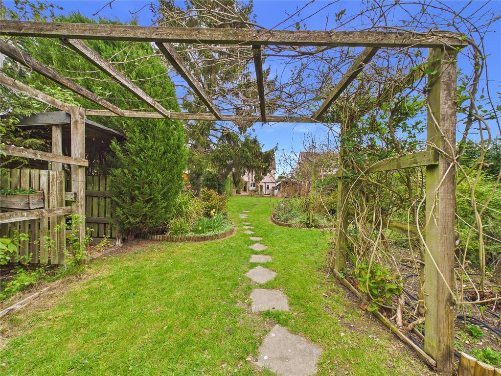 Property photo 2 of 20 Picture No. 15