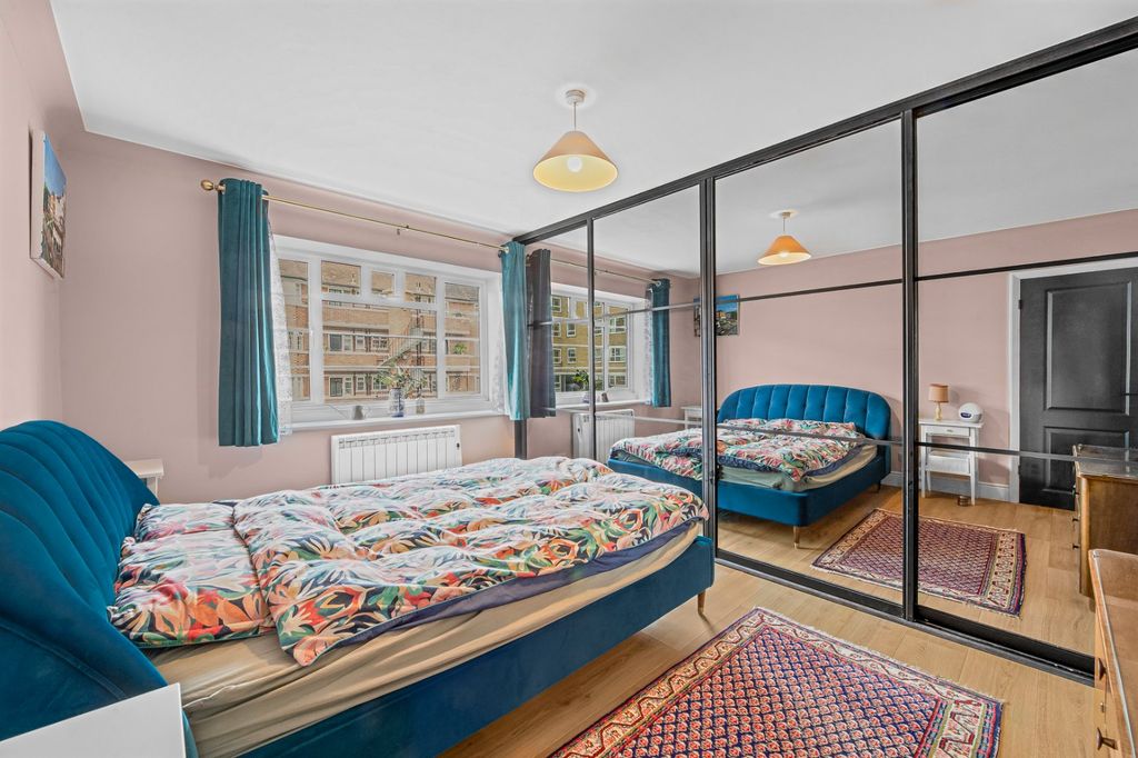 Property photo 3 of 20