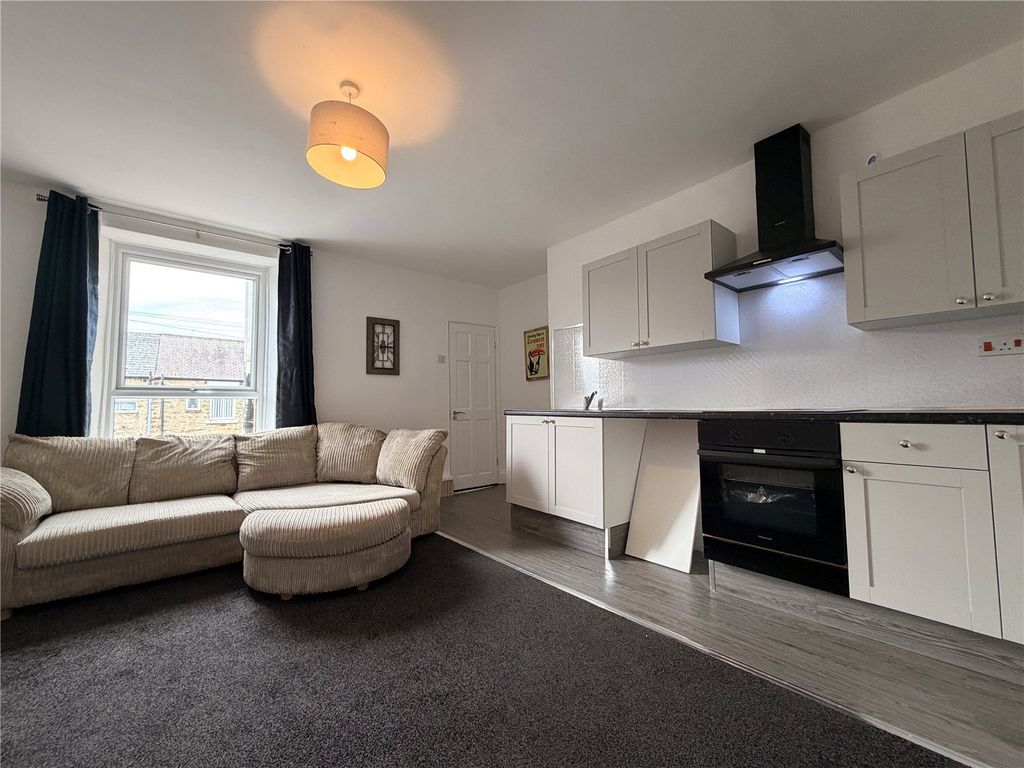 Property photo 3 of 12 Picture No. 05