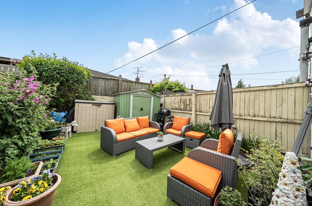 Property photo 2 of 14 Rear Garden