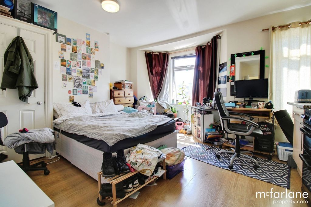 Property photo 2 of 4