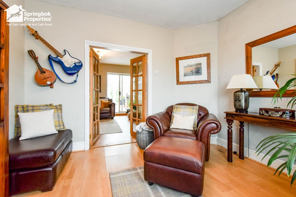Property photo 3 of 13 Image 3