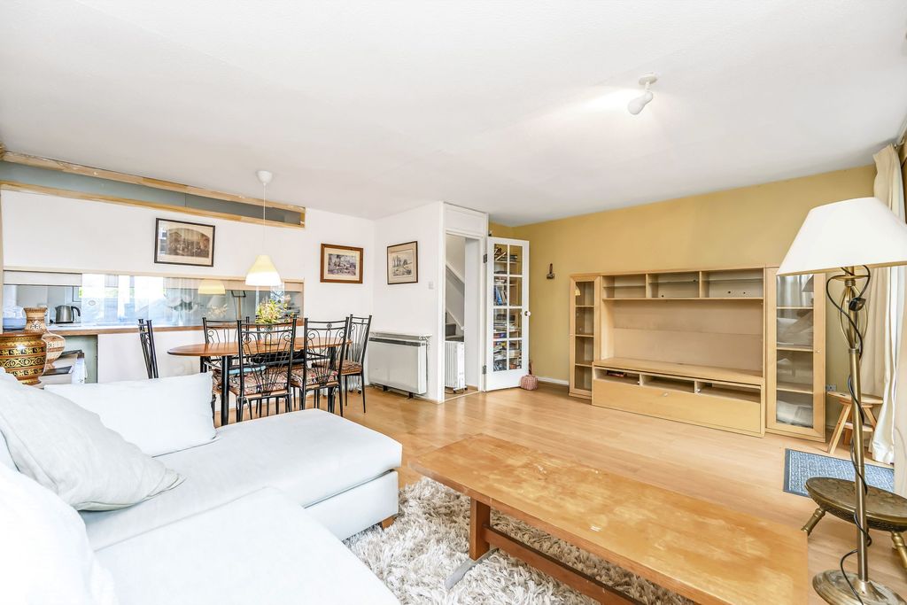 Property photo 2 of 15 Reception Room