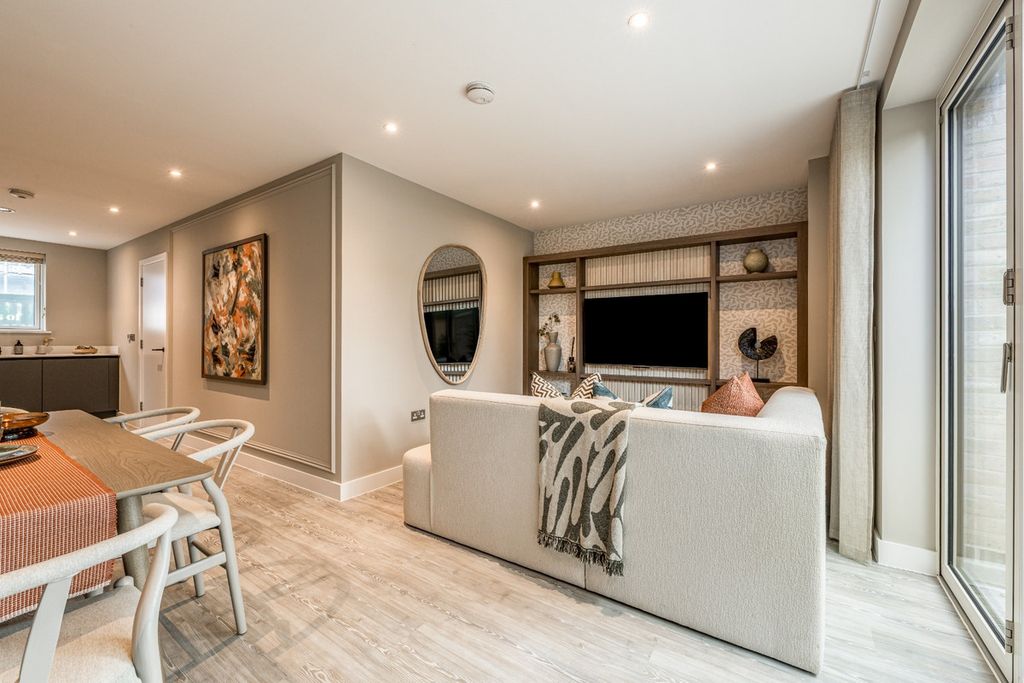 Property photo 3 of 22