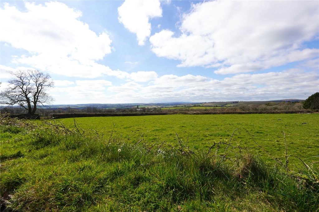 Property photo 2 of 13 Picture No. 07