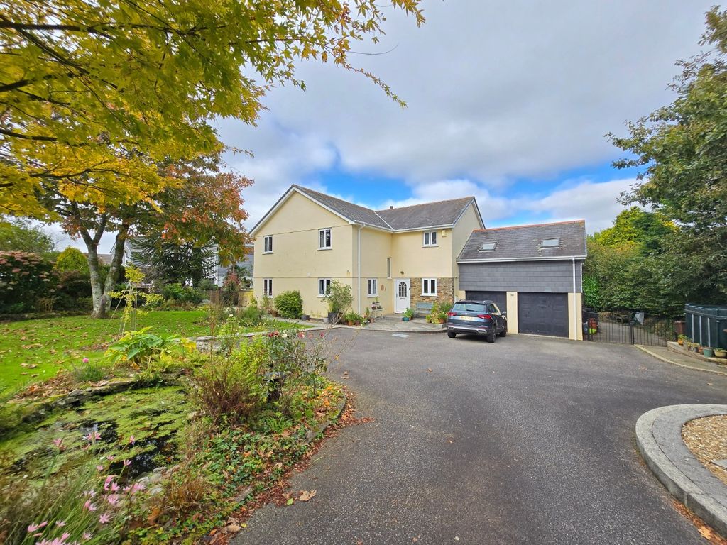 Property photo 1 of 27 4982950