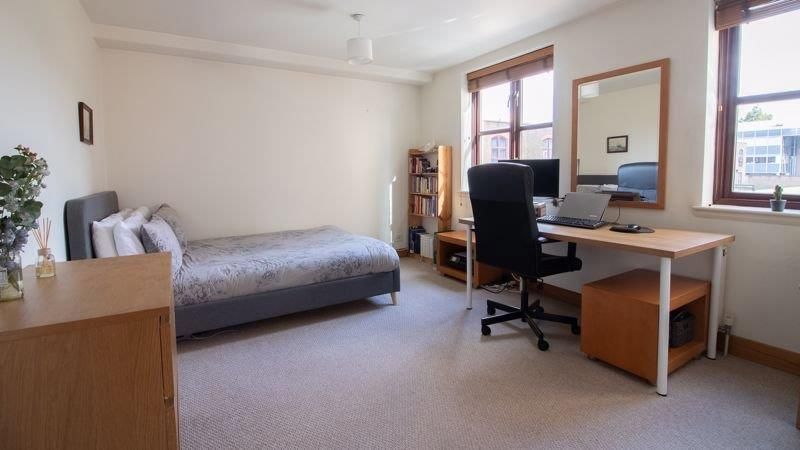 Property photo 3 of 7