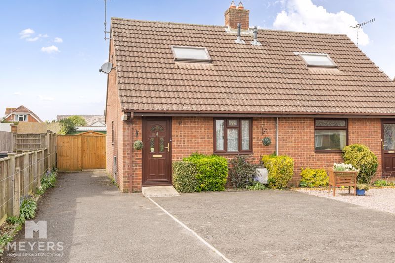 Property photo 1 of 19 Photo 16