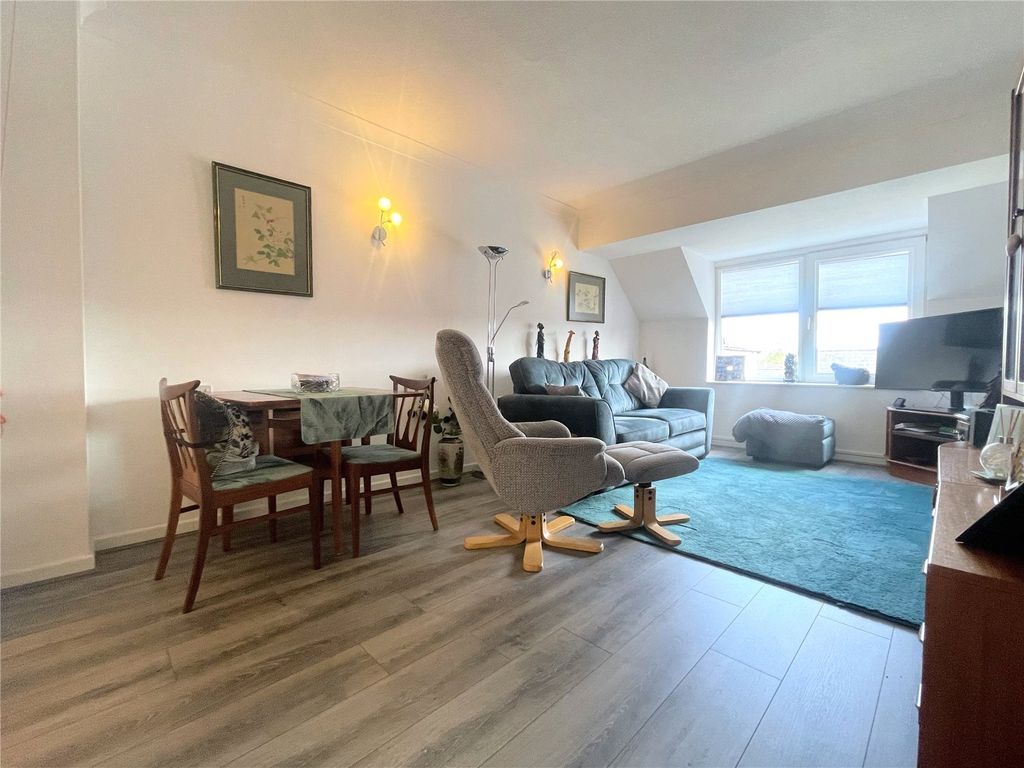 Property photo 1 of 9 Picture No. 04