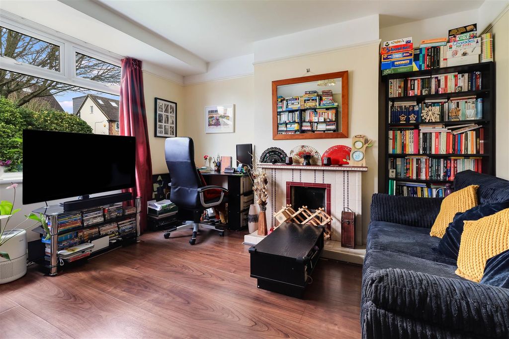 Property photo 2 of 17 Img (2).Jpg