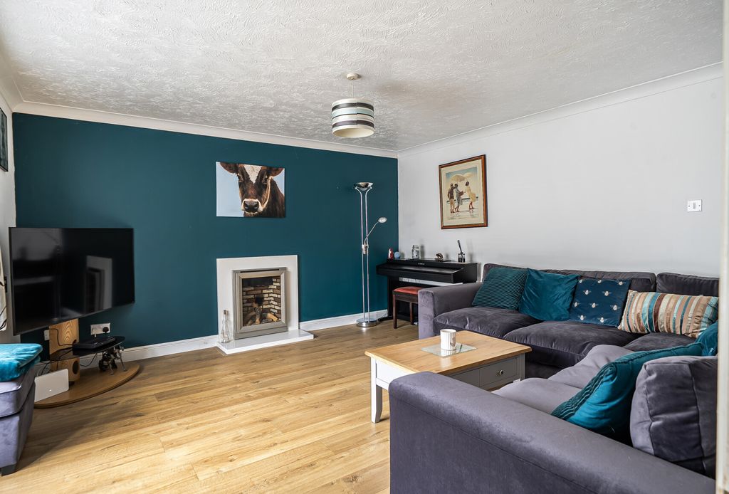 Property photo 2 of 19 1473448-13-6A2Aa2...