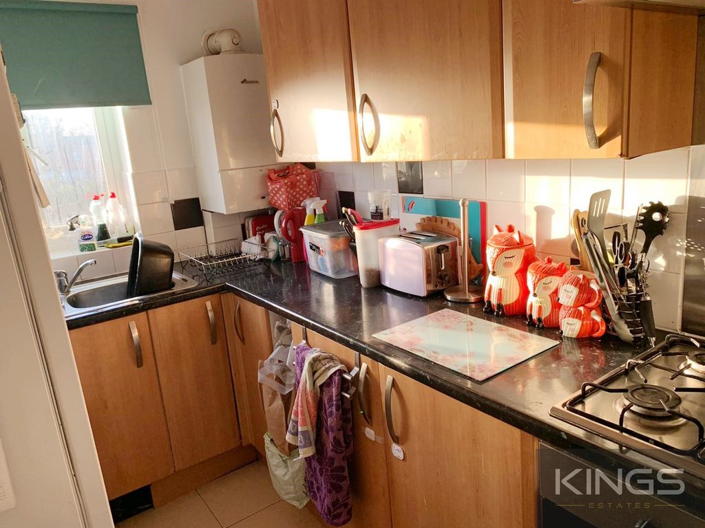 Property photo 1 of 5