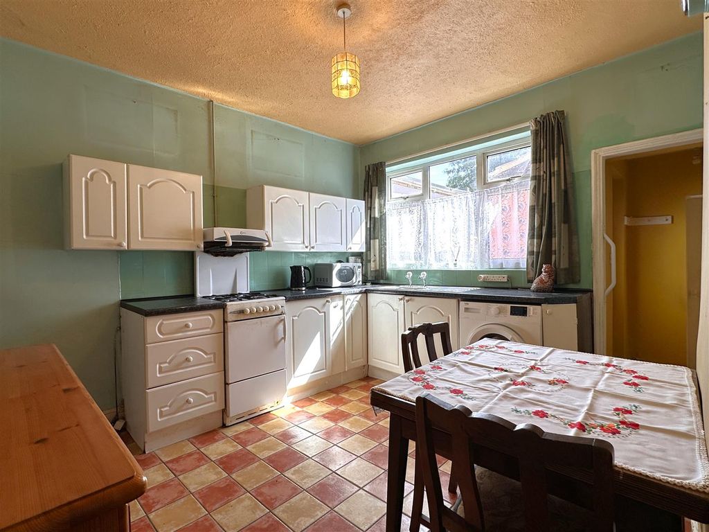 Property photo 2 of 14 Kitchen/Diner 439