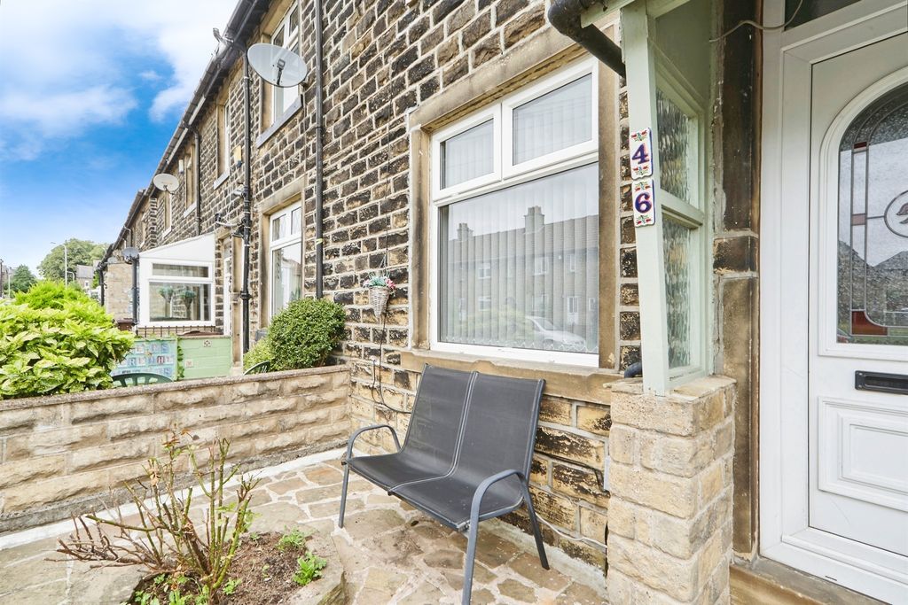 Property photo 2 of 14