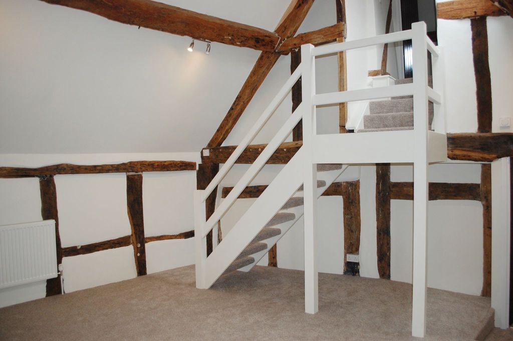Property photo 3 of 11 Photograph 3