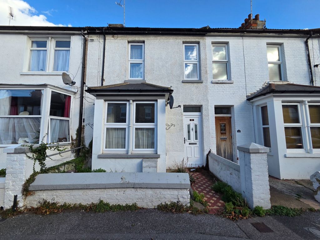 Property photo 1 of 10