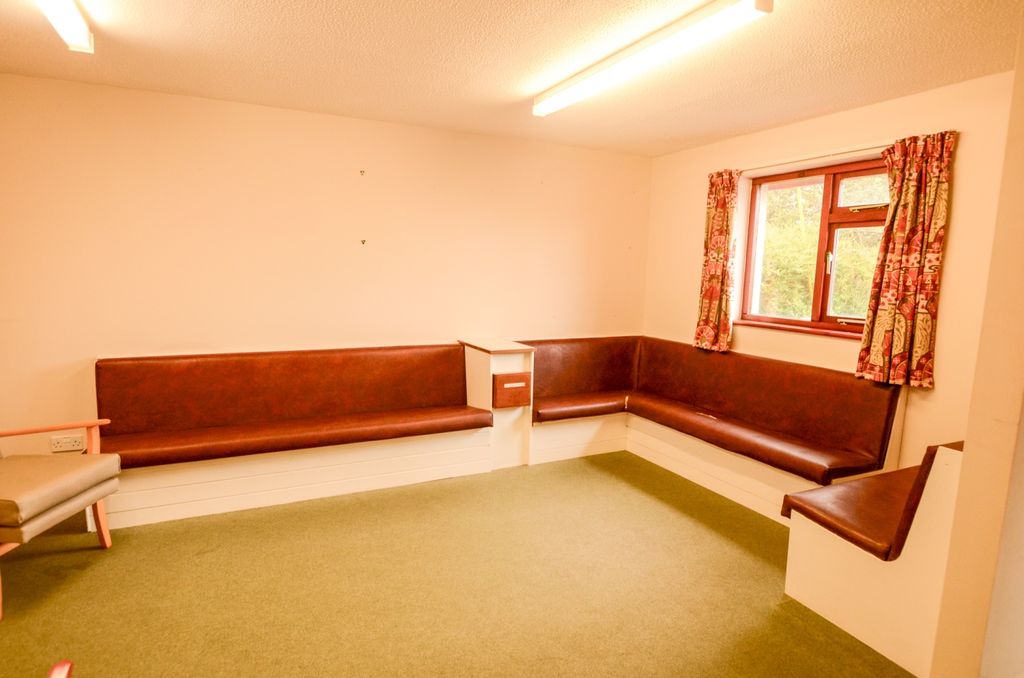 Property photo 2 of 9 St Kew Commercial Tps Bodmin Branch 01208 74182 -4
