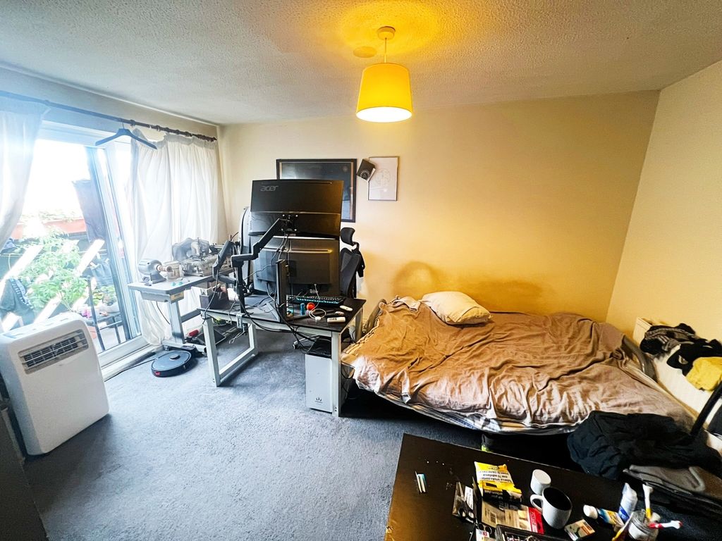 Property photo 2 of 8 Img_9697