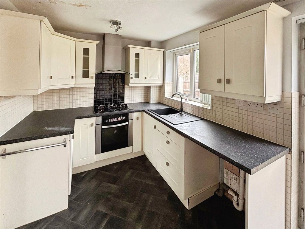 Property photo 2 of 8 Kitchen/Diner