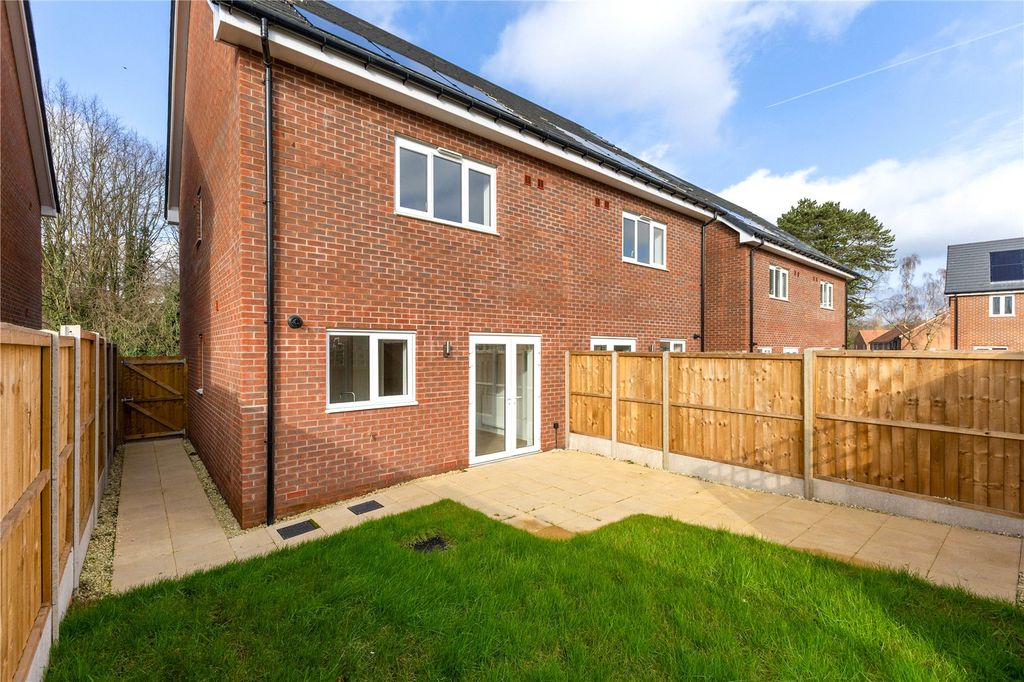 Property photo 2 of 13 Plot 26