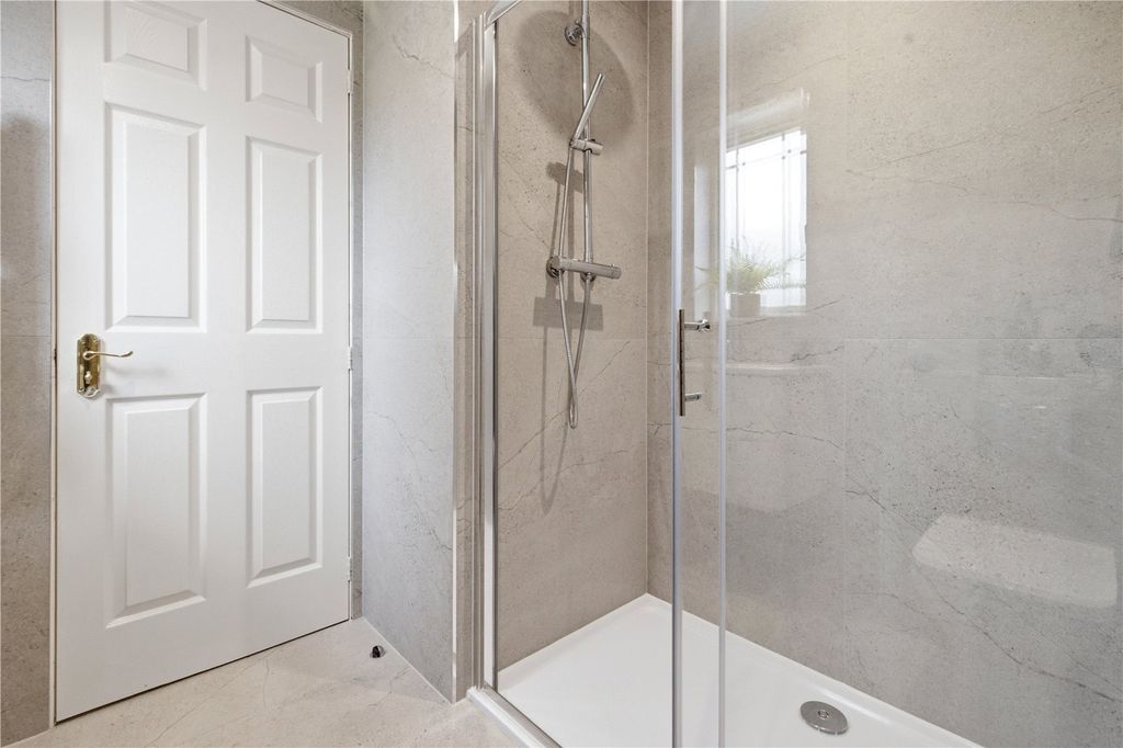 Additional image 27 of 5 bed detached house for saleBatterflatts Gardens, Stirling, Stirlingshire FK7