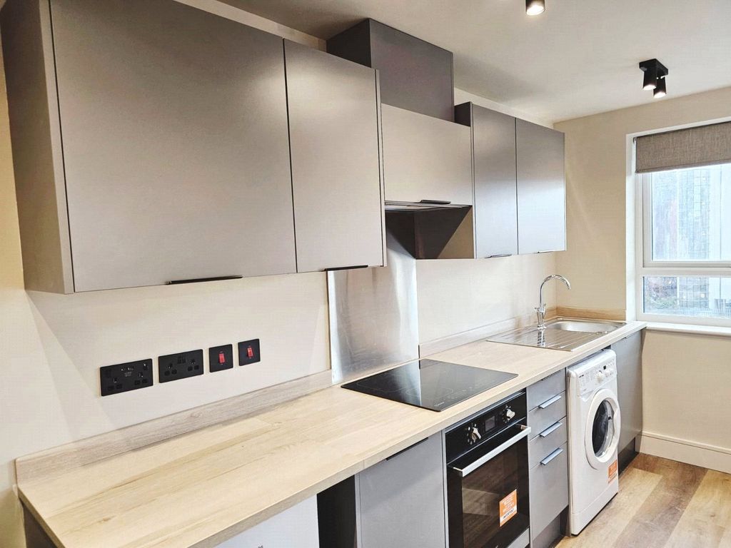 Property photo 2 of 4 Picture No. 06