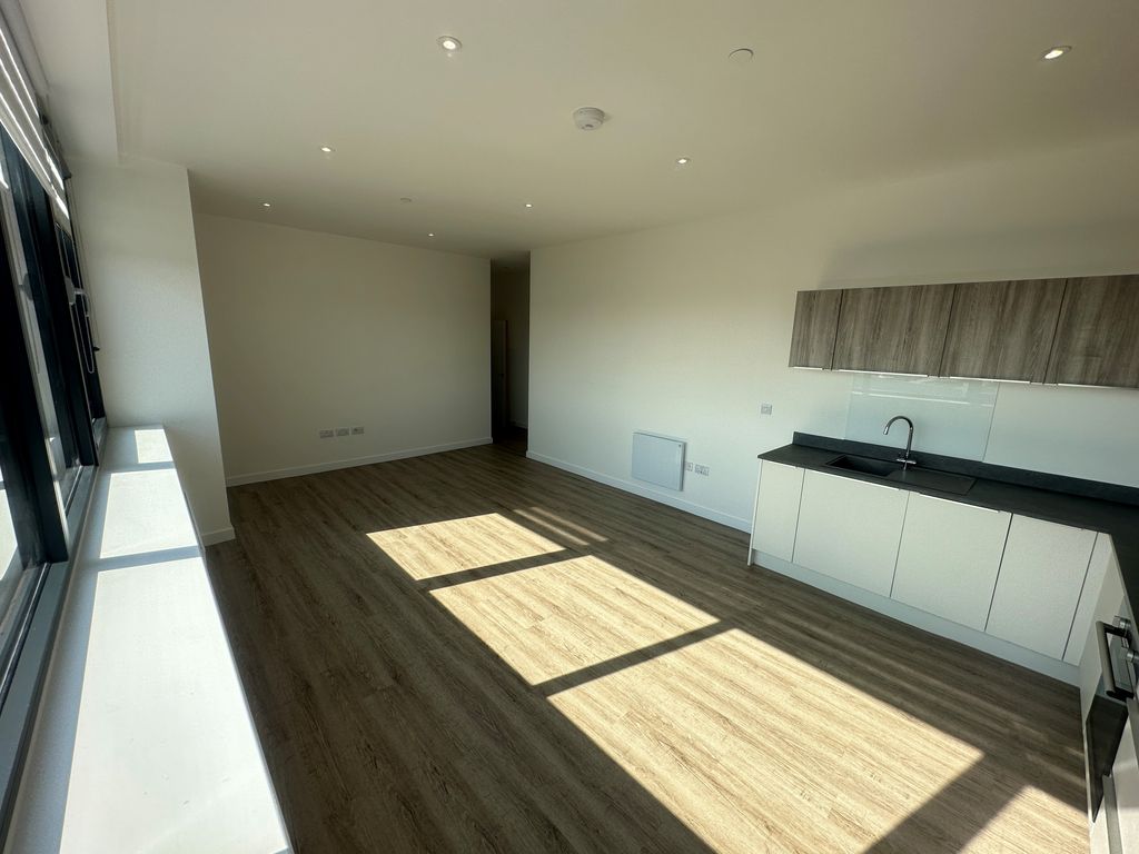 Property photo 3 of 8
