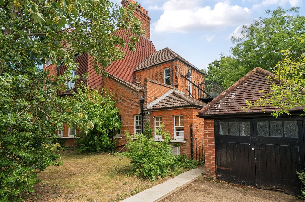 Property photo 1 of 11 1315035-4-685B925...