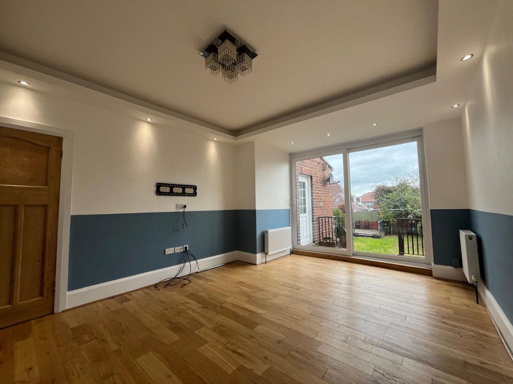 Property photo 1 of 28 4224282