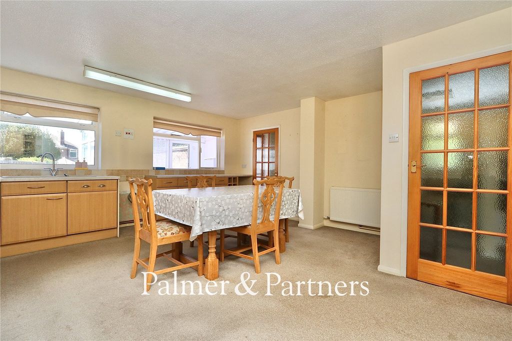 Property photo 2 of 26 Picture No. 05