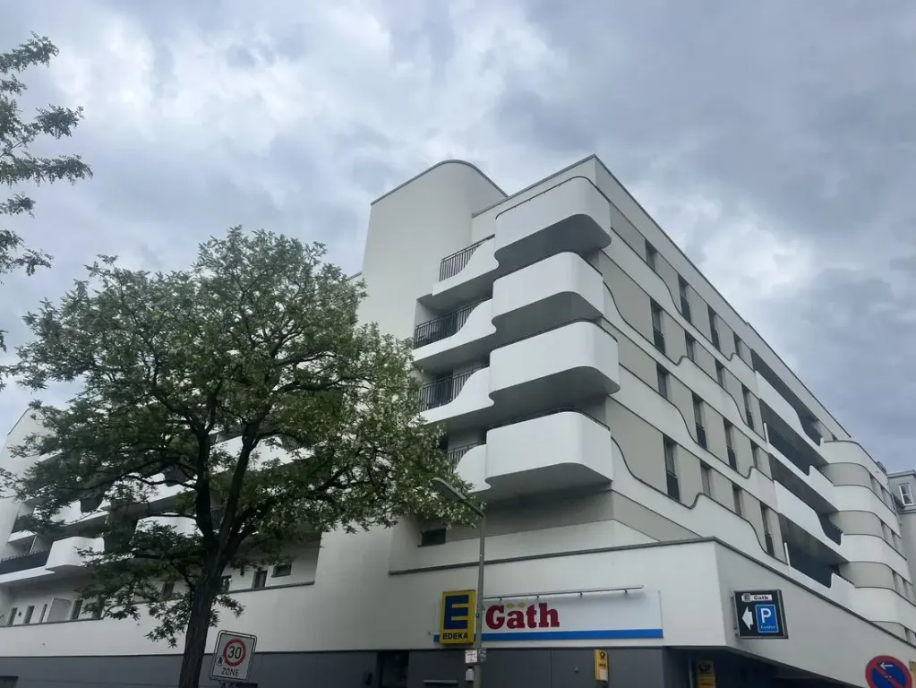 Property photo 1 of 6