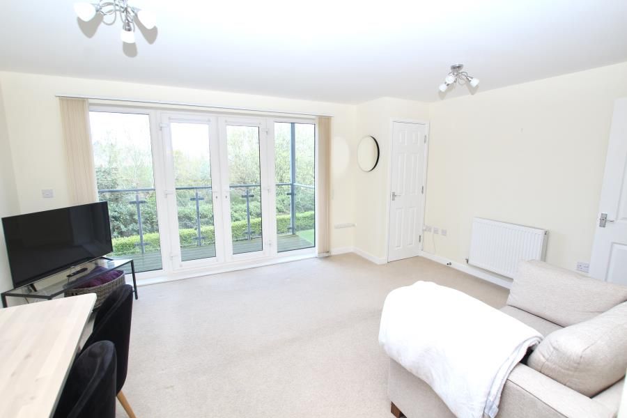 Property photo 2 of 8