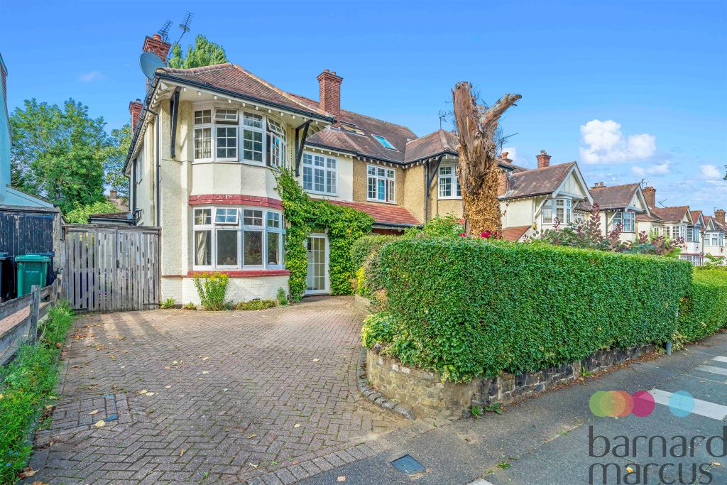 Property photo 1 of 23
