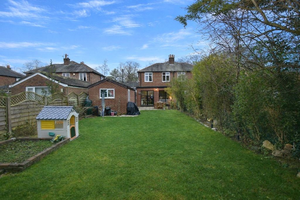 Property photo 2 of 21 Garden Rear View