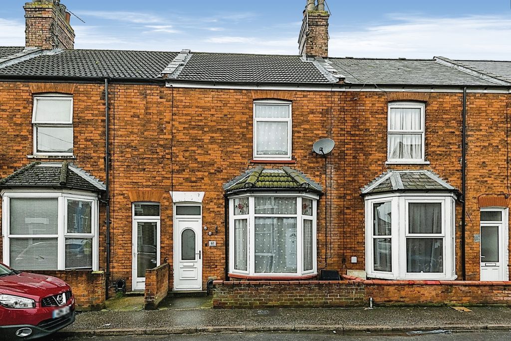 Property photo 1 of 7 Front