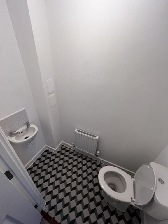 Property photo 3 of 8 Frist Floor WC