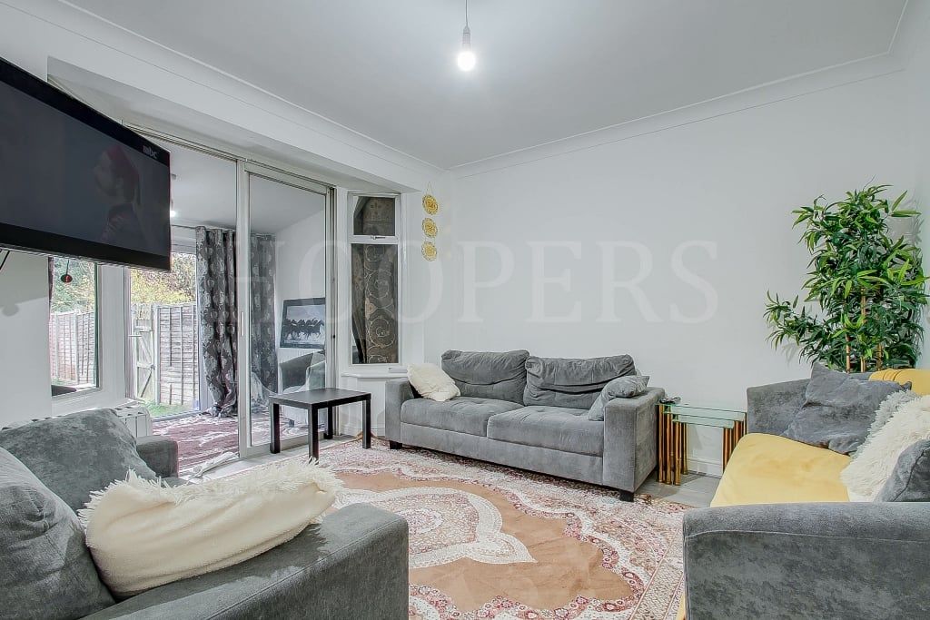 Property photo 3 of 10
