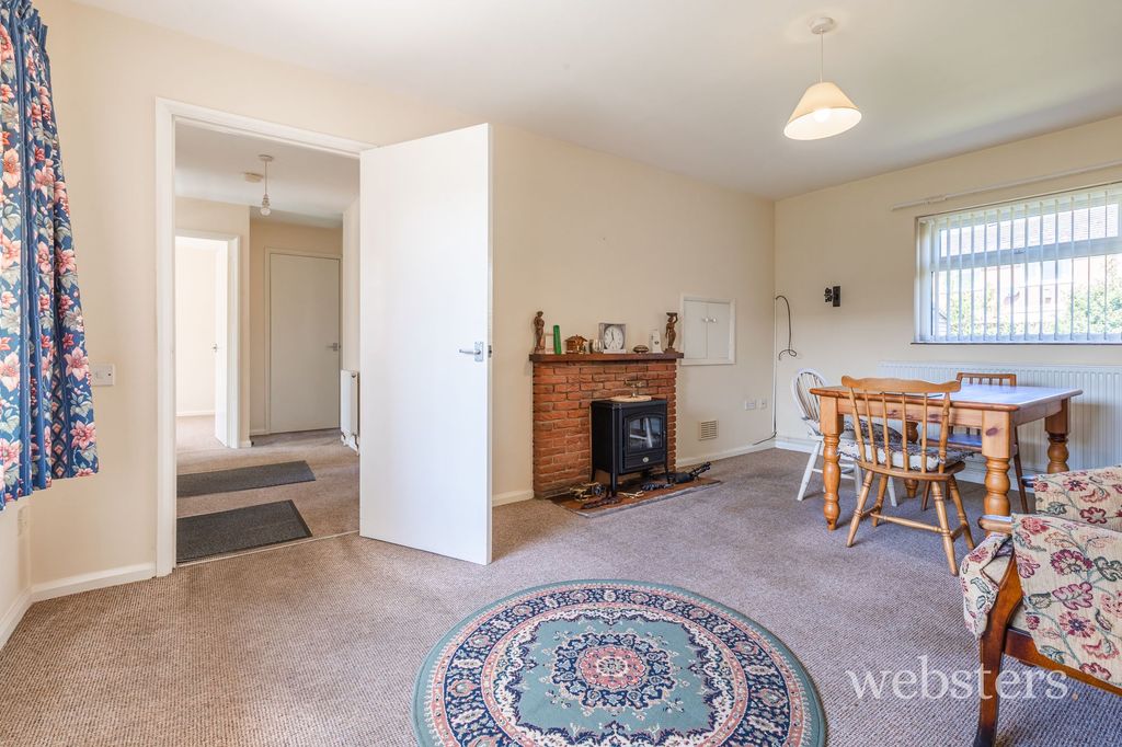 Property photo 2 of 16