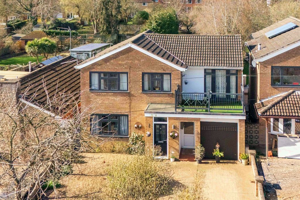 Property photo 1 of 19