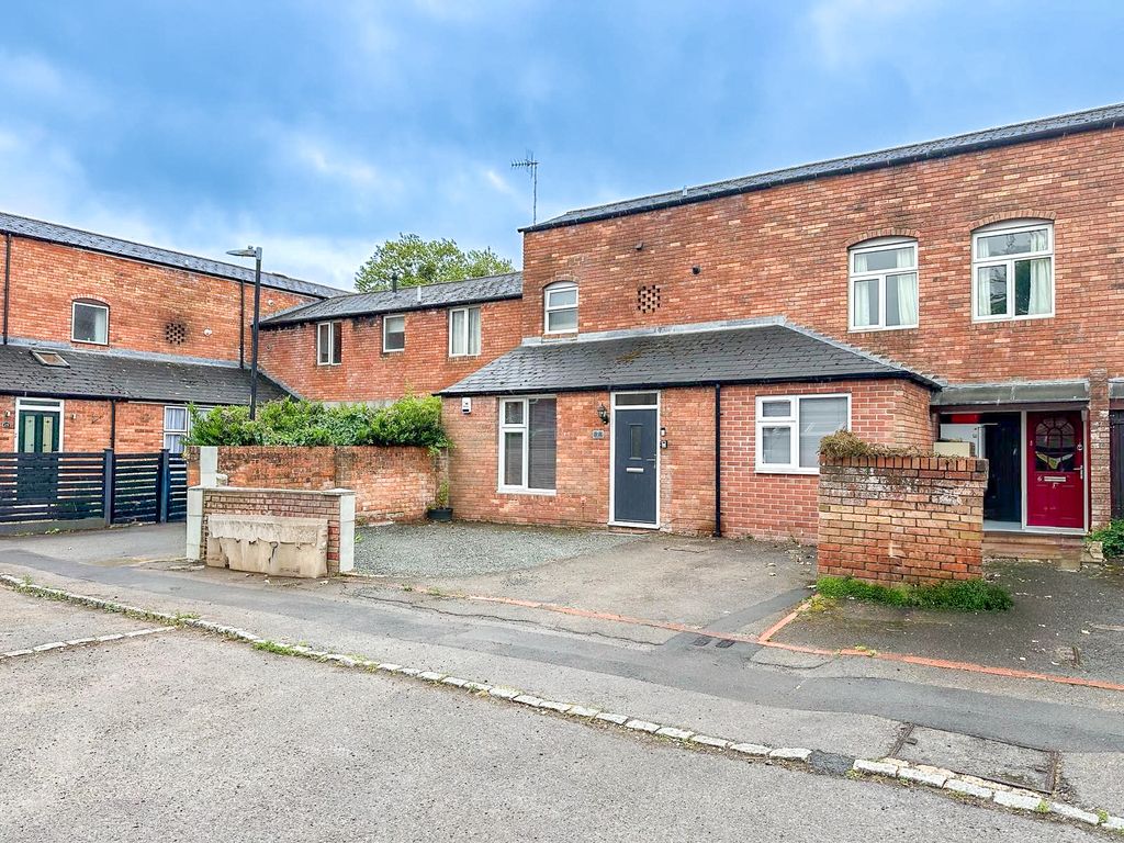 Property photo 1 of 25